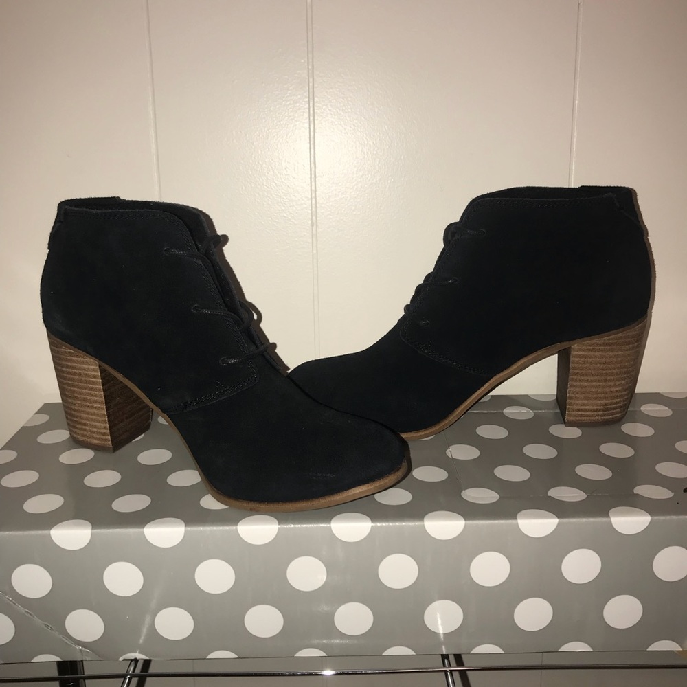 TOMS Black Suede Women's Lunata Lace-Up Booties